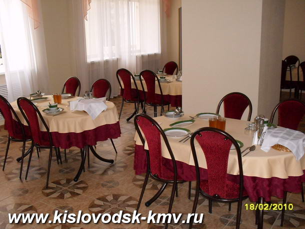 VIP-зал в столовой в санатории Кавказ в Кисловодске