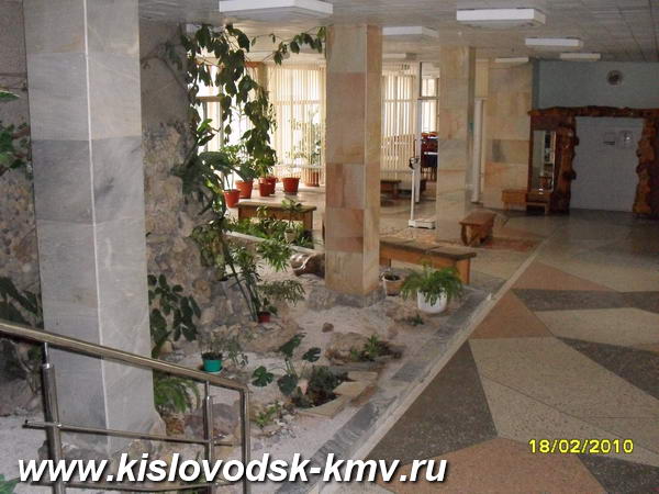 Холл в санатории Родник в Кисловодске